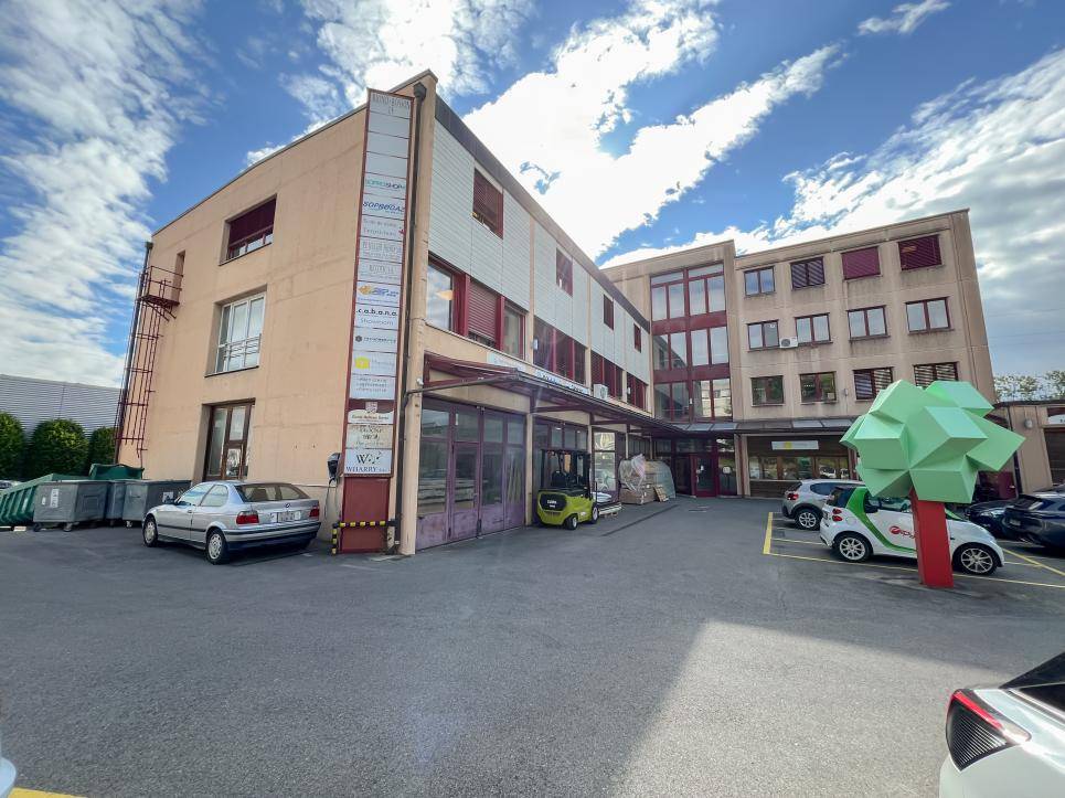 Administratif/Bureau 425.5 m2 à Morges