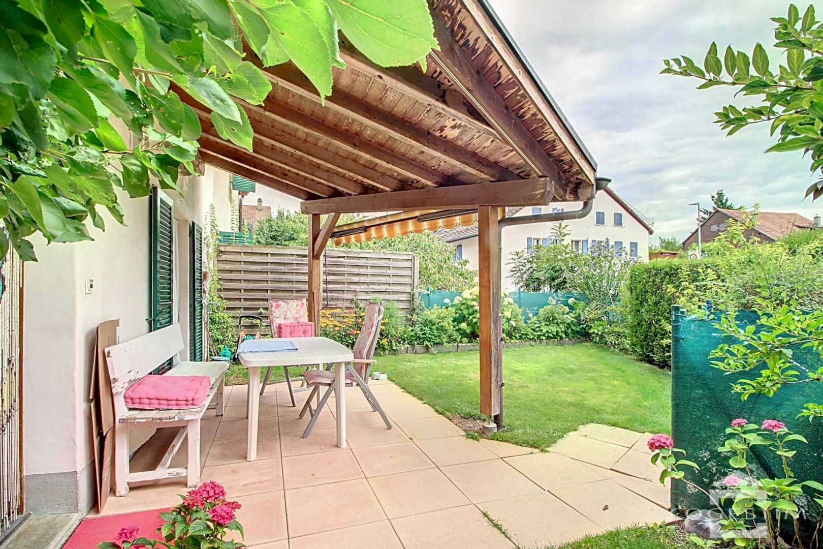 Charmant triplex avec jardin