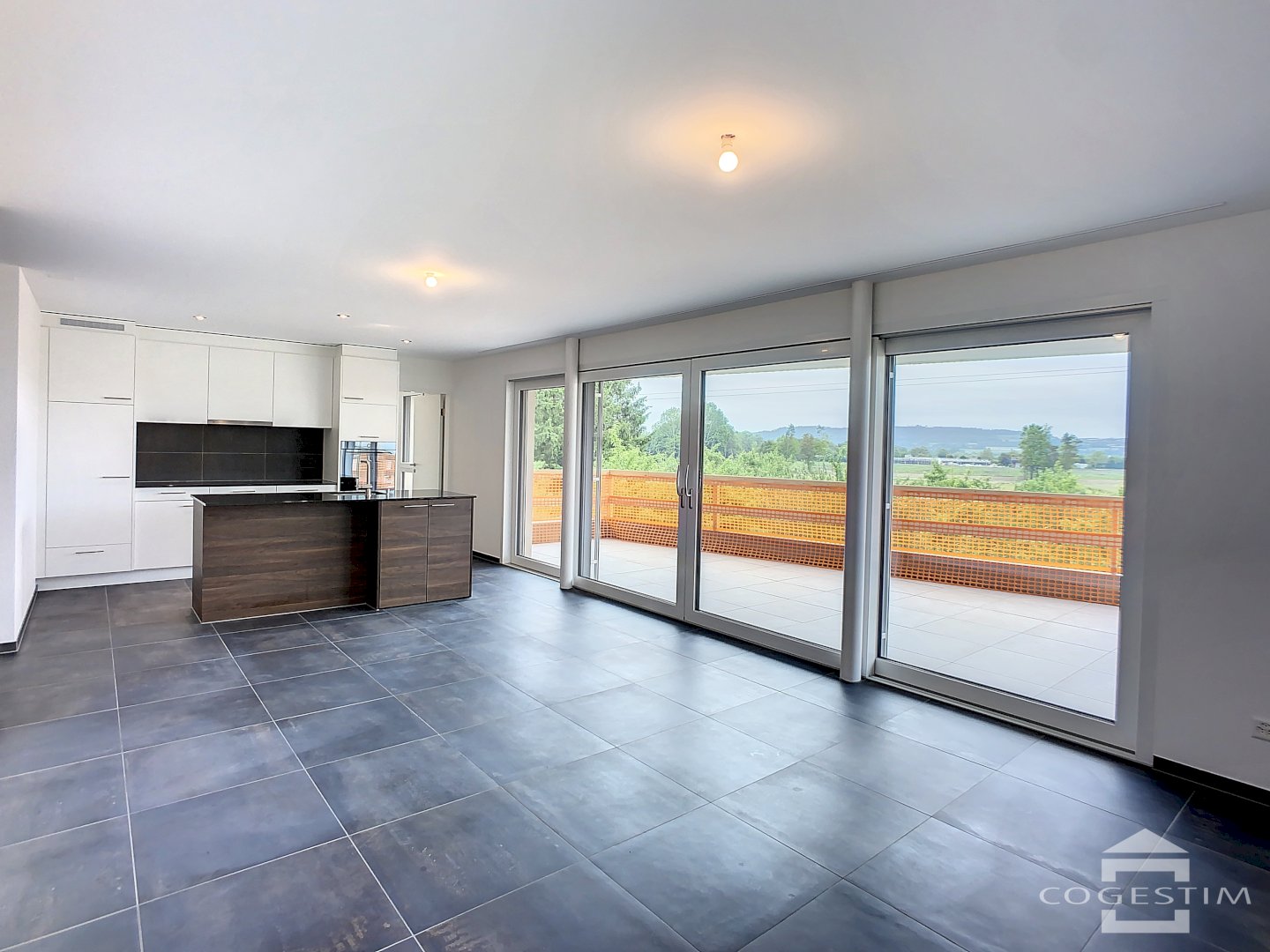 Magnifique appartement récent de 4.5 pièces avec grand balcon
