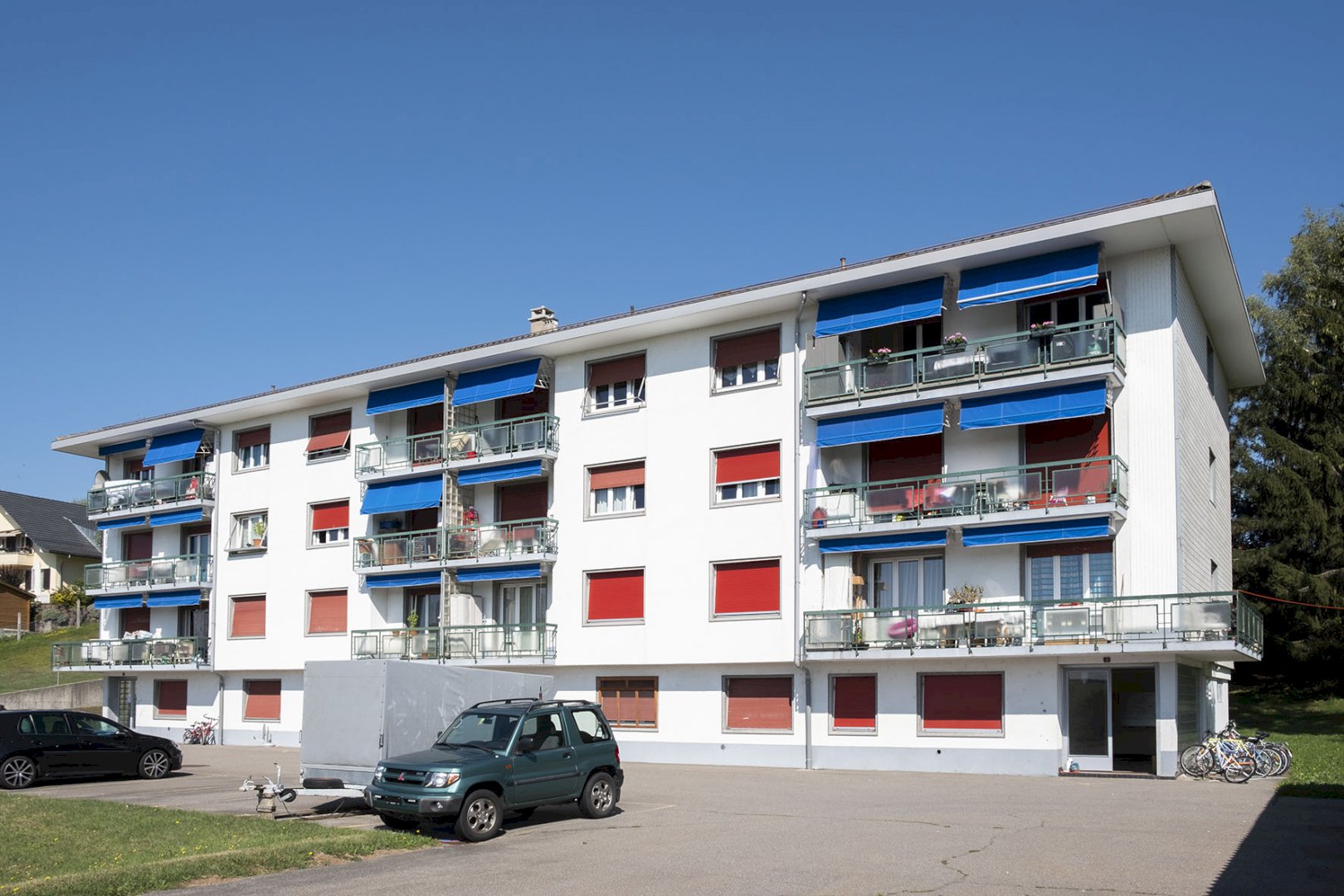 Dans un petit immeuble, à louer appartement de 3 pièces au 2ème étage
