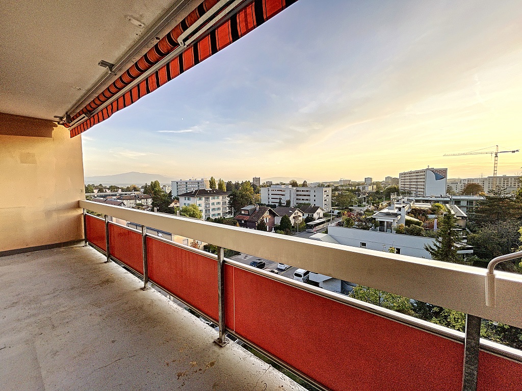 Proche du centre ville appartement de 3 pièces au 5ème étage