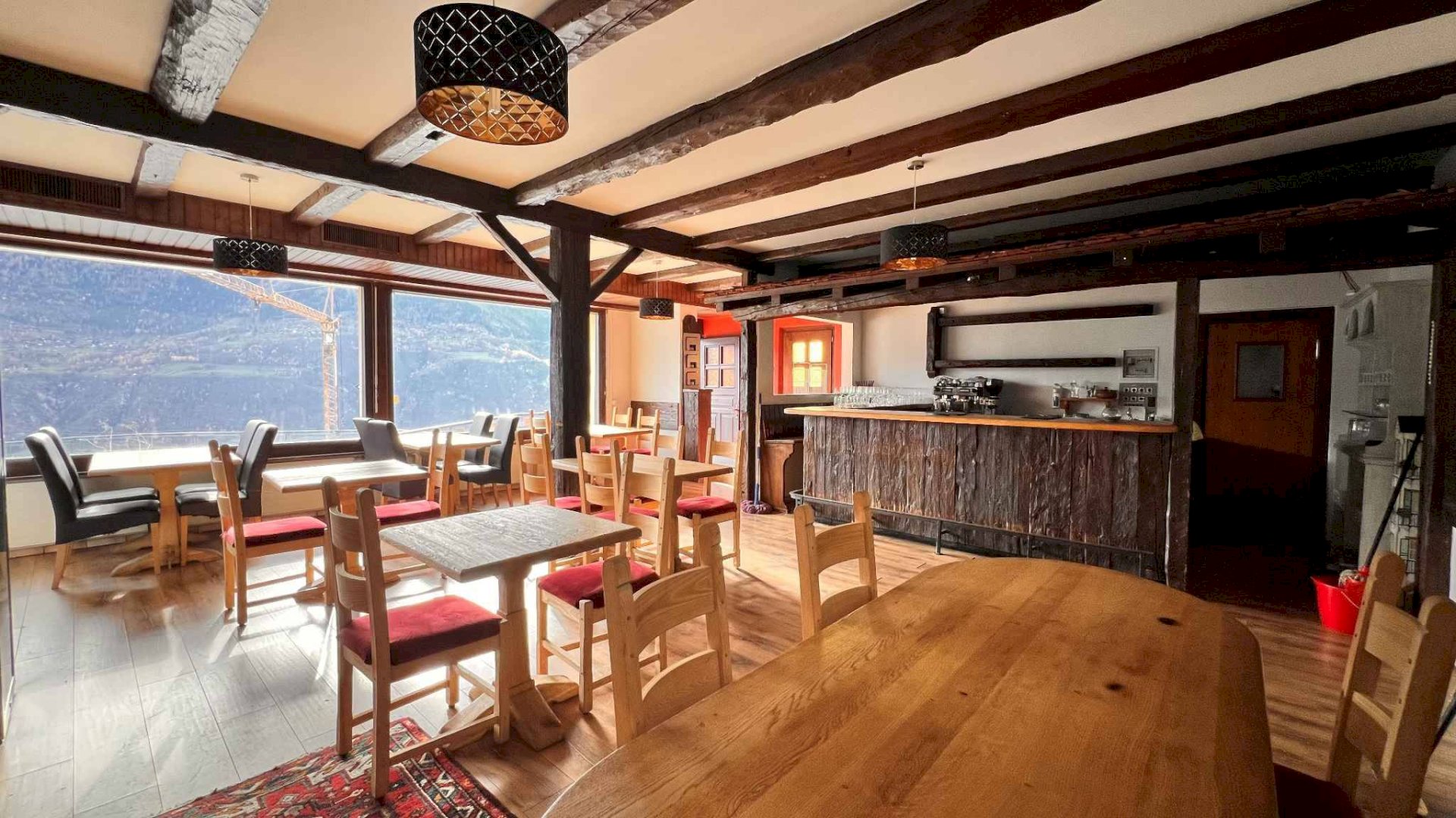 BELLE AFFAIRE – RESTAURANT A RÉNOVER !